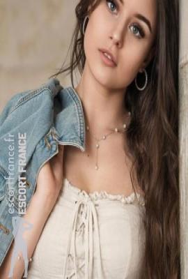 Domeka  Escort Paris