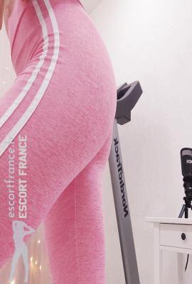 Amélie Noir  Escort Mont-de-Marsan