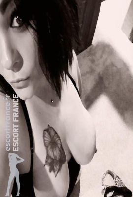 Élise Ardente Escort Amboise