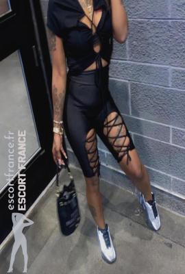 IsyaChic Escort Paris